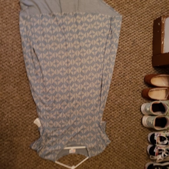 Dress - Picture 3 of 4